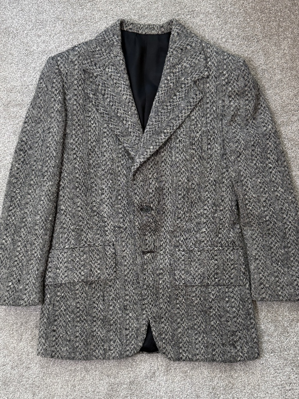 Vintage Wool Tweed Herringbone Sport Coat Blazer Grey